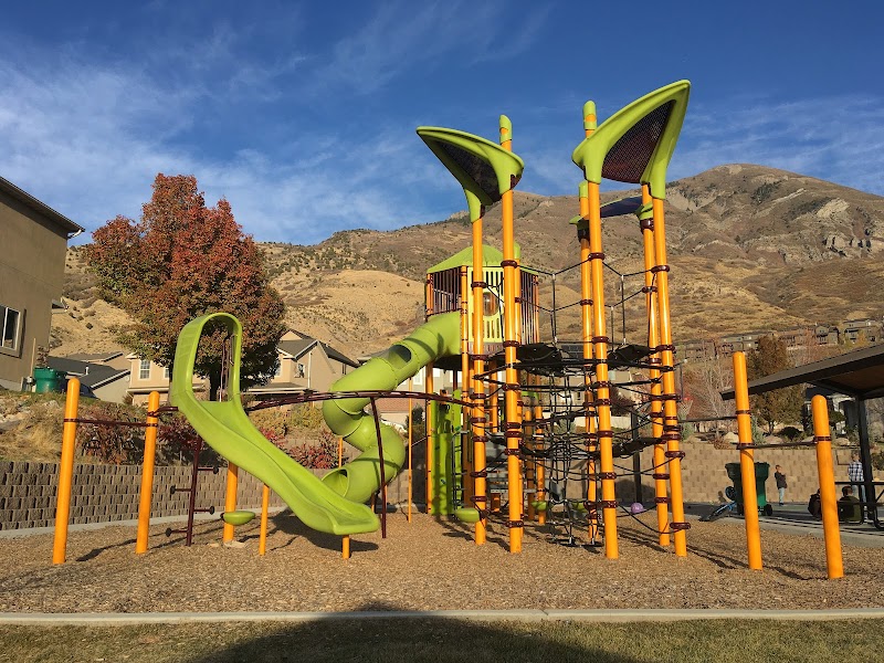 Bayhill Park photo 3