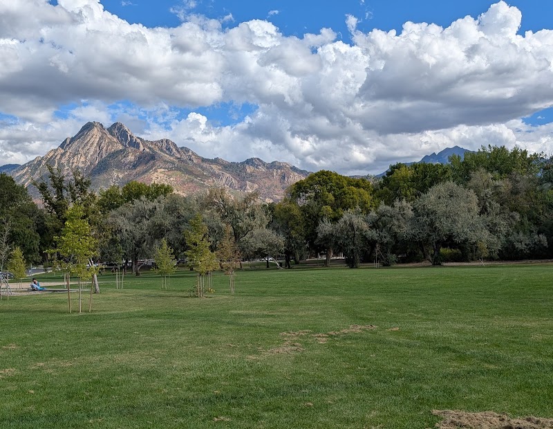 Big Cottonwood Regional Park - Creekside Park photo 2
