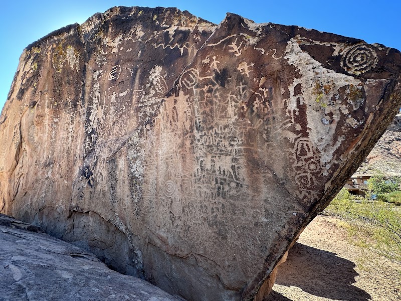 Bloomington Petroglyph Park photo 2