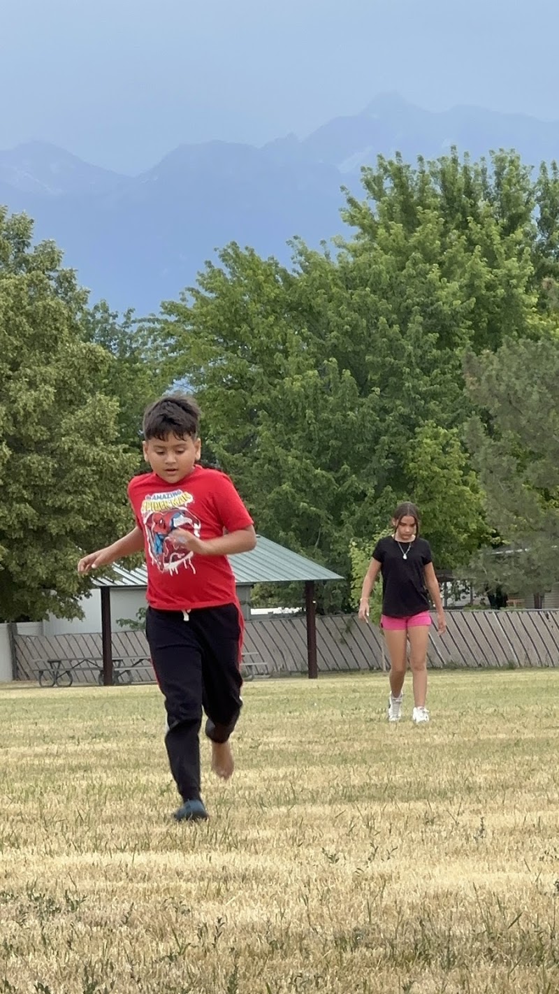 Colonial Estates Park photo 2