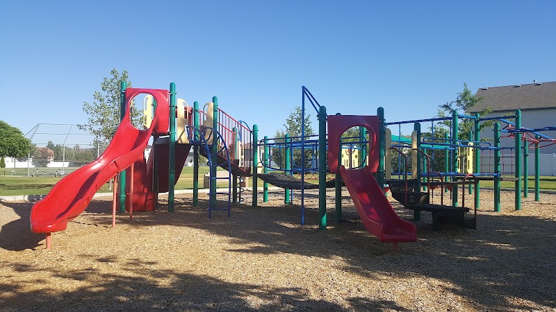 Fox Hollow Park & Arboretum