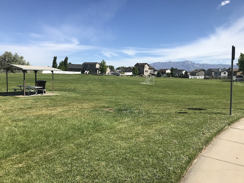 Foxglen Park photo 3