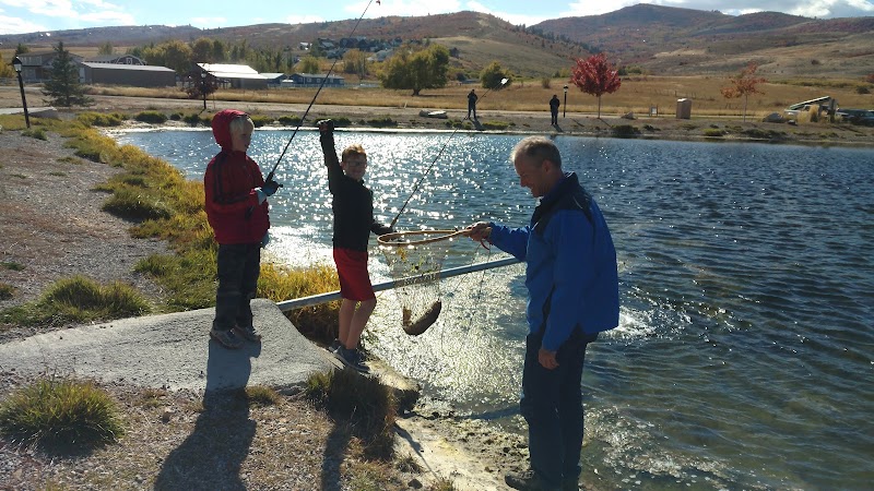 Garden City Pond photo 3