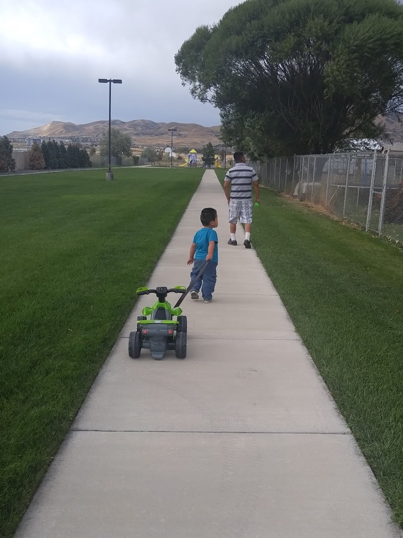 Gateway Park photo 3