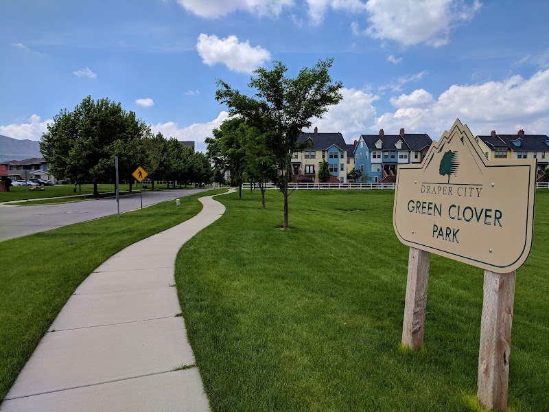 Green Clover Park photo 2