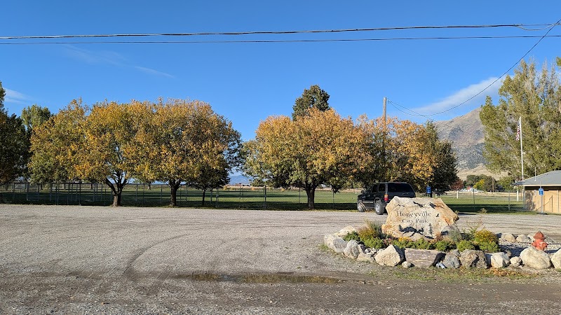 Honeyville Park photo 2