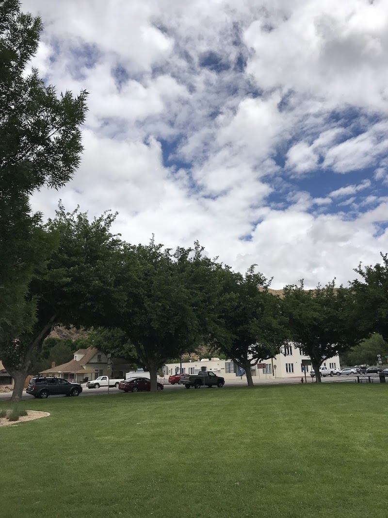 Hurricane Splash Pad photo 3