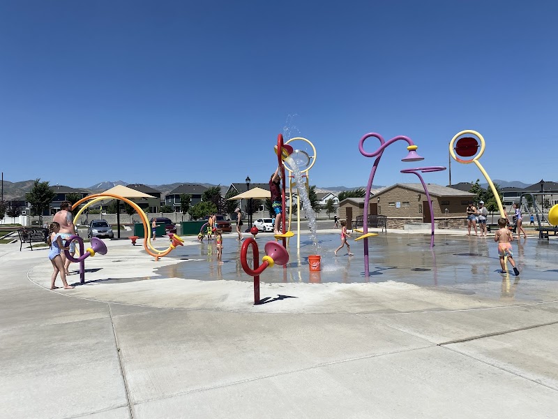 Independence Park Splash Pad photo 2