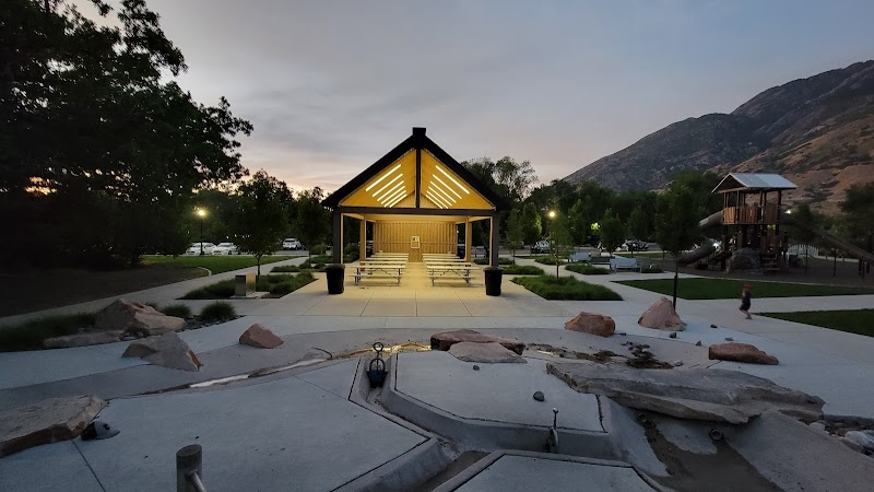 Knudsen Park photo 3