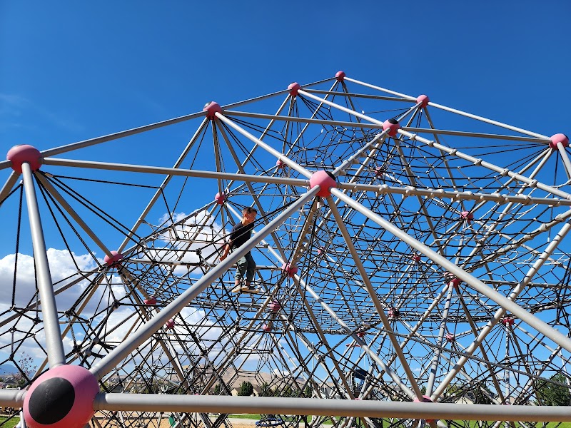 Neptune Pyramid photo 2