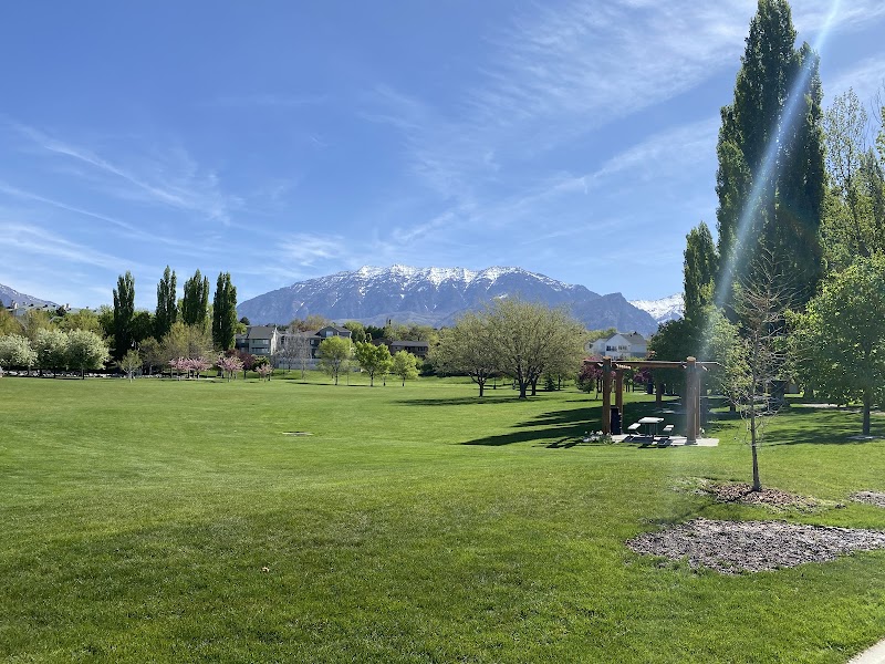 Nielsen's Grove Park photo 2