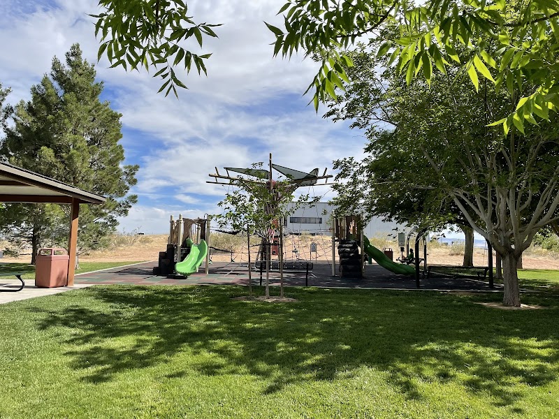 North Fillmore photo 2