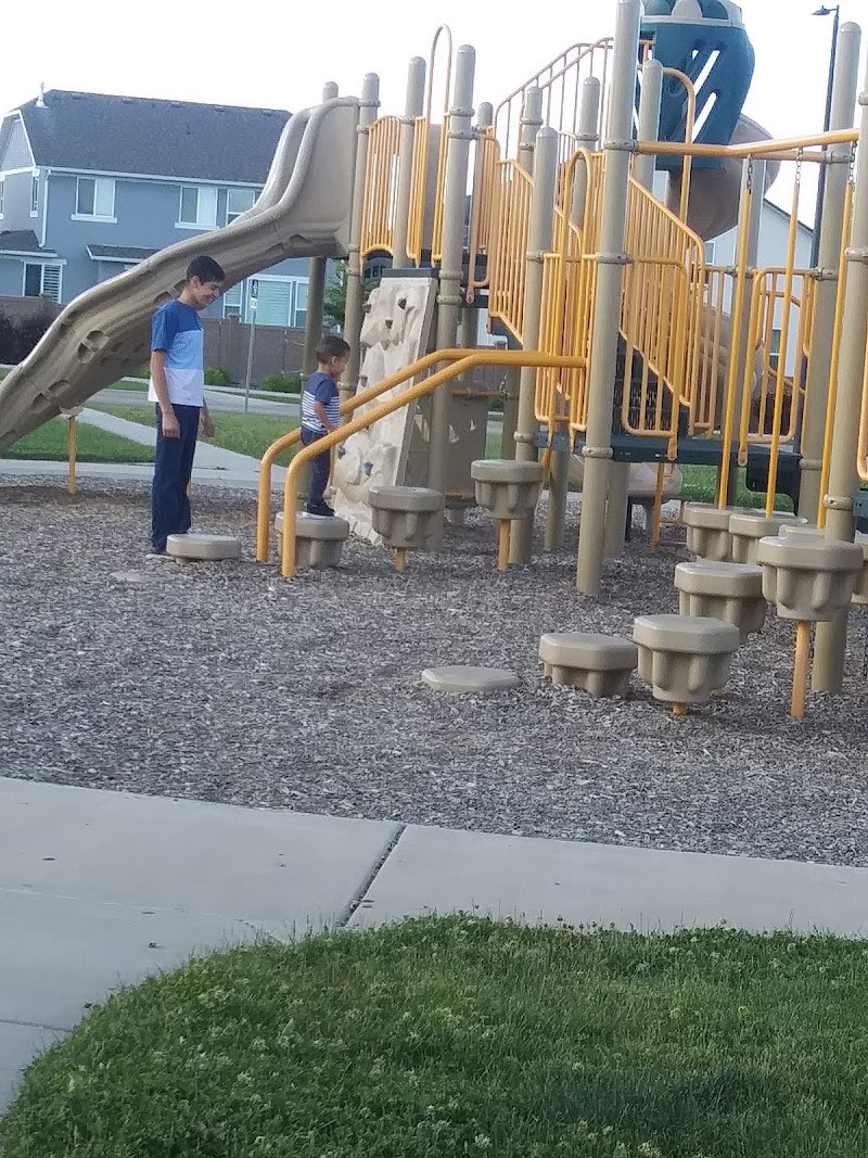 Oaks East Park photo 2