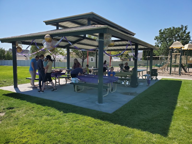 Orchard Park photo 2