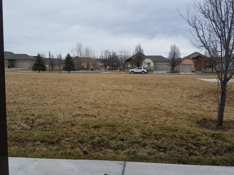 Ranches Park photo 2