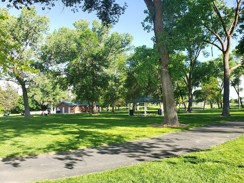 Riverdale Splash Pad photo 2