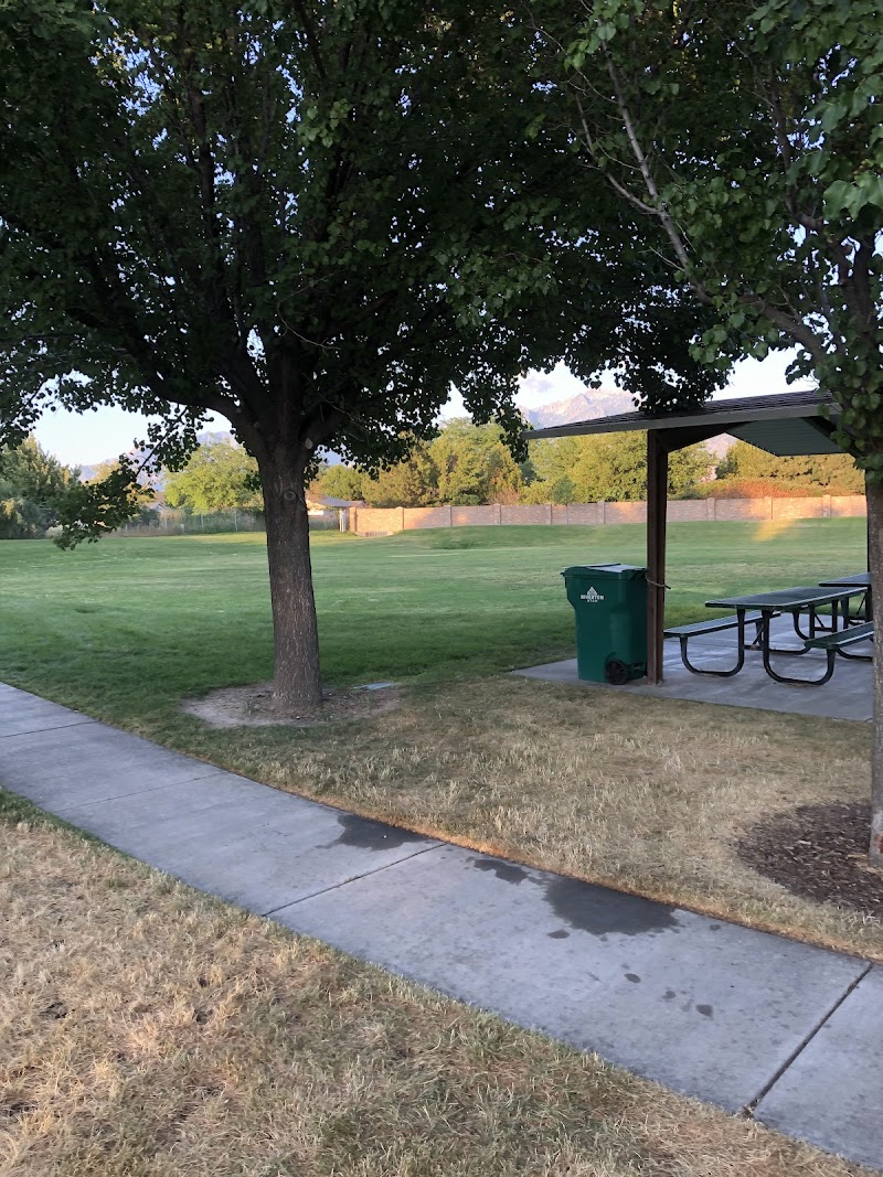 Riverton Village Park photo 2