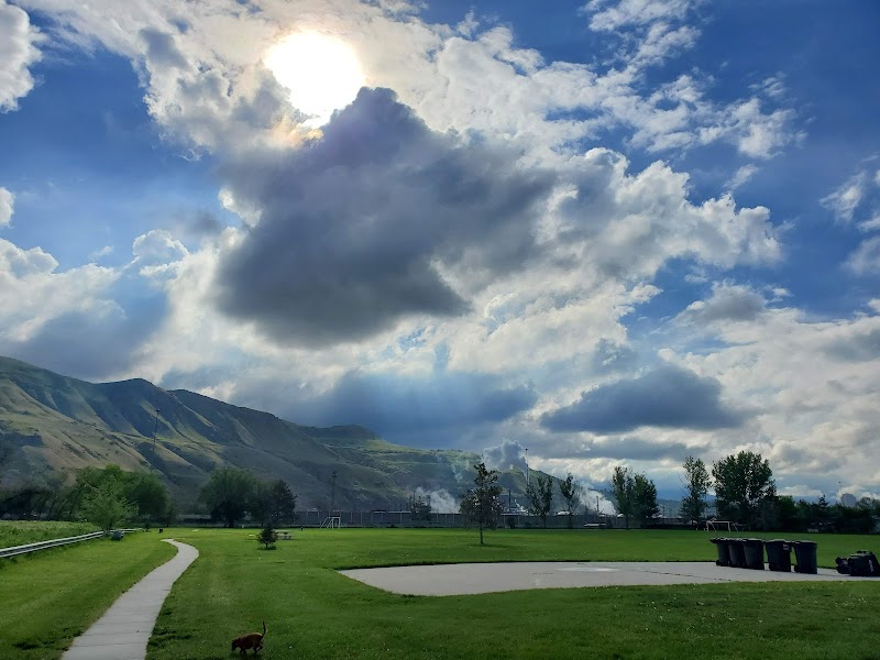 Rosewood Park photo 3