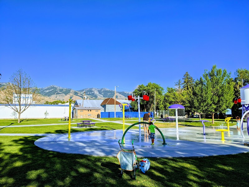Smithfield Central Park Splash Pad photo 2