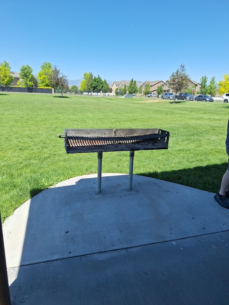 Sommerset Large Park photo 3