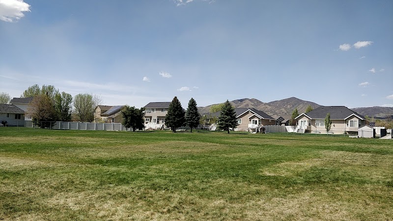 Summercrest Park photo 3