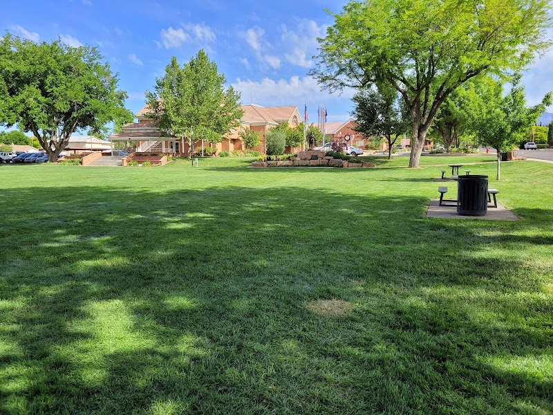 Veterans Park photo 2