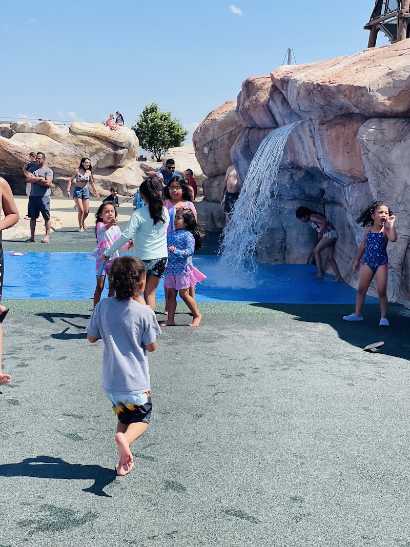 Wardle Fields Regional Park photo 3