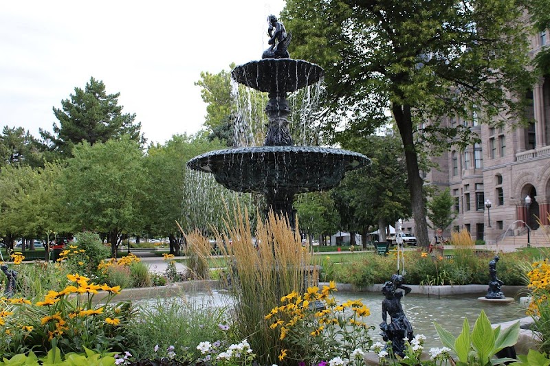 Washington Square photo 3