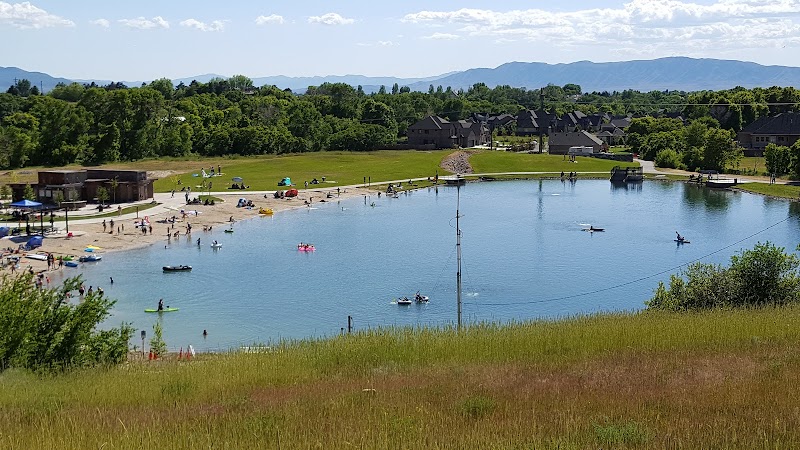 Wayne Bartholomew Family Park photo 2