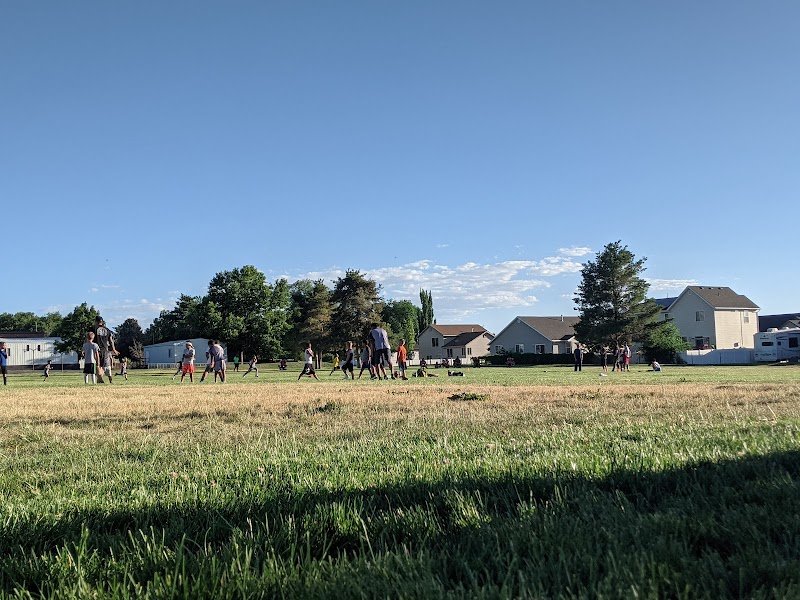 West Clinton Park photo 3